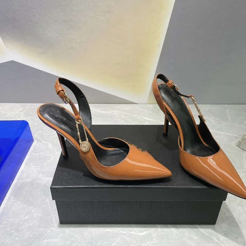 Sandales pointues à talons hauts pour femmes, chaussures de banquet à la mode, talon fin, bouche peu profonde, strucBaotou en métal, printemps, été, nouveau, 2023