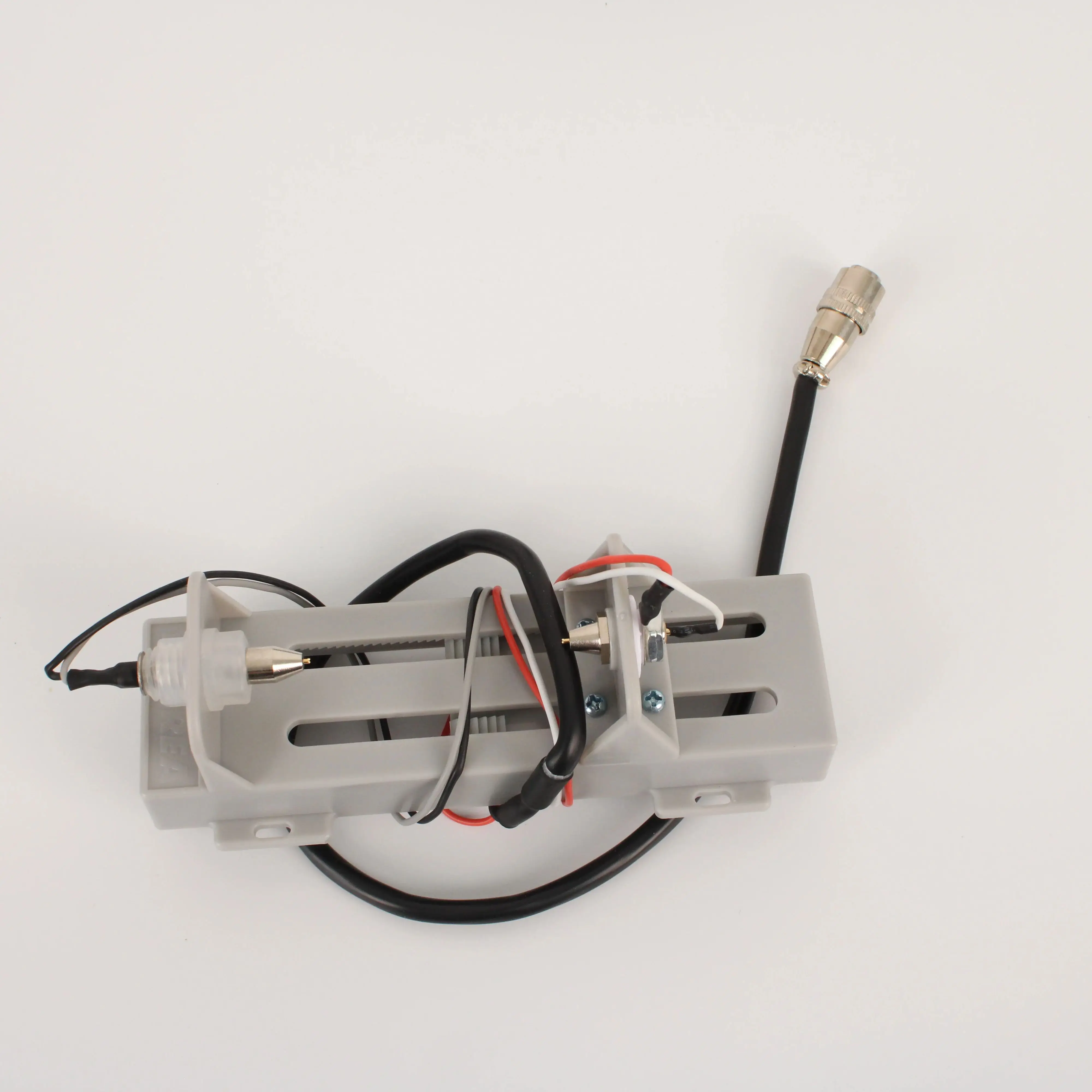 4線式 YR1030+/YR1035+ 高精度高速リチウム電池内部抵抗試験装置 100V