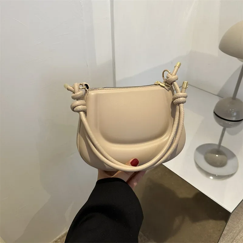 

Saddle Bags 2024 New Fashion Women's Shoulder Bag Simple Armpit Bag Luxury Handbags Designer Bags Purse Hand Bag