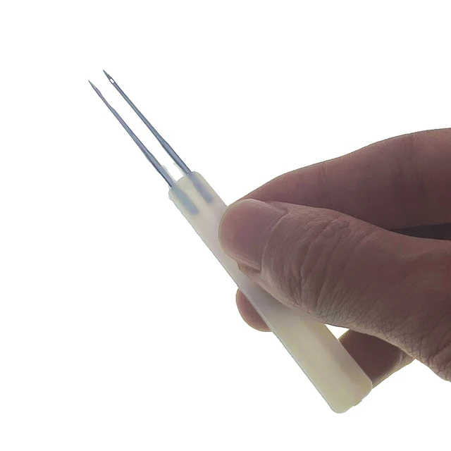 가금류의 효과적인 예방 접종 및 투약을 위한 하루 오래된 닭 수두 바늘