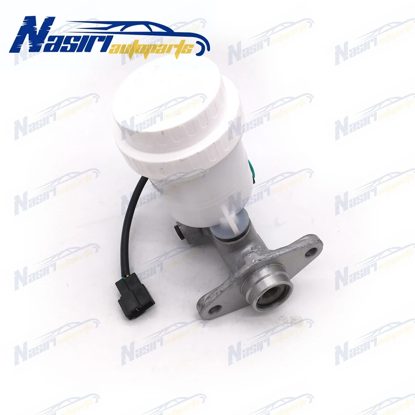 Brake Master Cylinder for Mitsubishi L200 PAJERO GALLOPER 2.0 2.4 2.5 2.8 4D56 4G64 4G63 4M40-T 1990-2007 MB699830