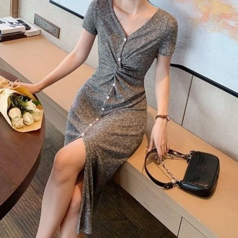 

Loose V-neck knitted dress for women spring and summer temperament knee length skirt appears slim v neck bottom dress female