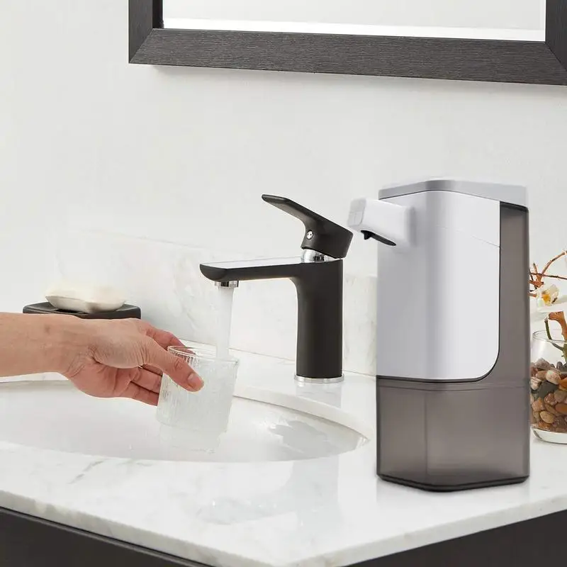 Dispenser automatico di sapone da 600ml bagno intelligente autoadesivo montaggio a parete lavatrice a mano bianco materiale ABS di alta qualità