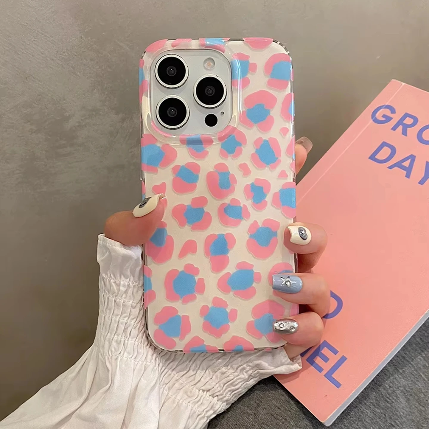 Chic Leopard Print Phone Case with Green-Pink Design and Leather Texture