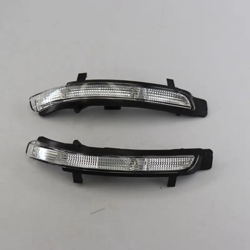 

Apply to SKD Octavia 2013-2014 External reversing mirror turn signal Turn signal lights for rearview mirrors