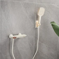 ก๊อกน้ำฝักบัวติดผนังห้องน้ำ สีโครเมียม/สีเทา แบบก้านโยกเดี่ยว ผสมน้ำร้อนน้ำเย็น พร้อมฝักบัวมือ 4