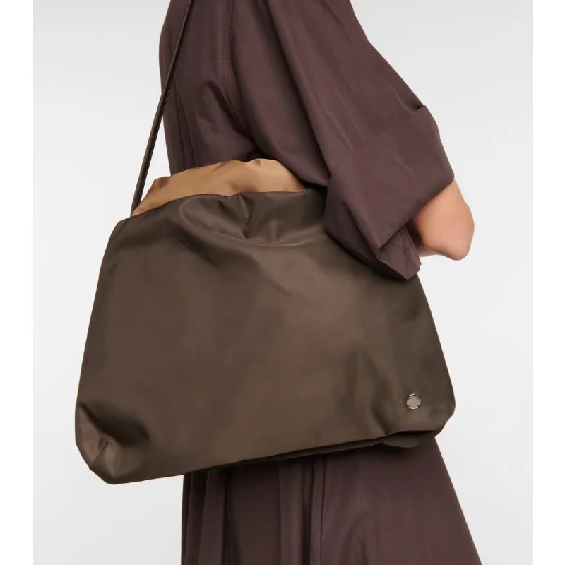 

TheR0w 2023 New The Styles for Autumn and Winter XL Bourse Nylon Cloud Fold Row Single Shoulder Bag Handbag