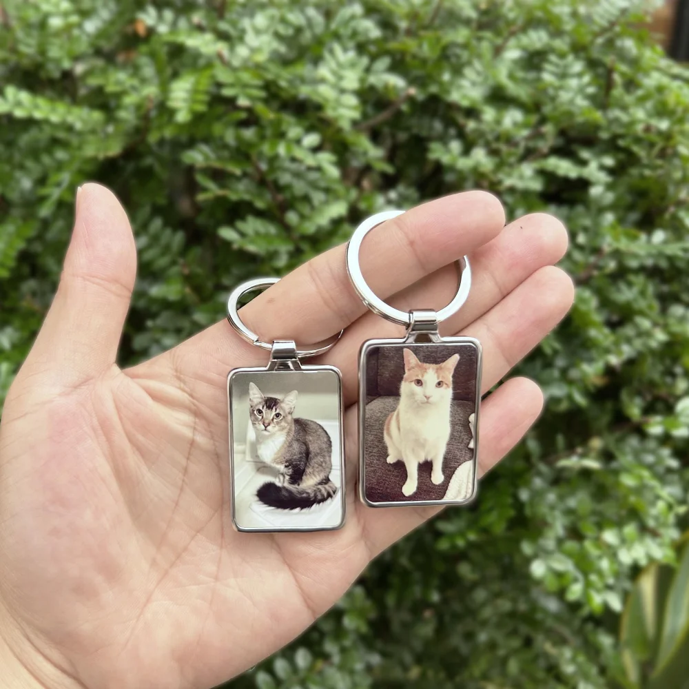 Personalized Photo Keychain: Cherished Memory Keepsake