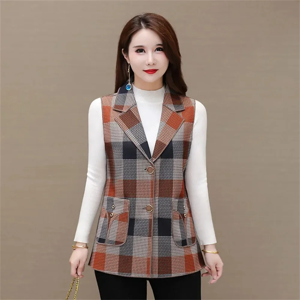 

Spring Autumn Women's Vest Coat New Middle-aged Elderly Female Jacket Sleeveless Waistcoat Short Plaid Outerwear Casaco Feminino