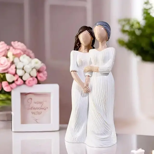 Statue mère et fille, Sculptures maman câlin fille, Moments familiaux significatifs, adaptées à la maison, chambre à coucher, salon, table 5