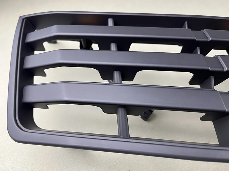 TOYOTA VERBLITZ ヤッケ Fits 1992-1995 Toyota Pickup Front Chrome