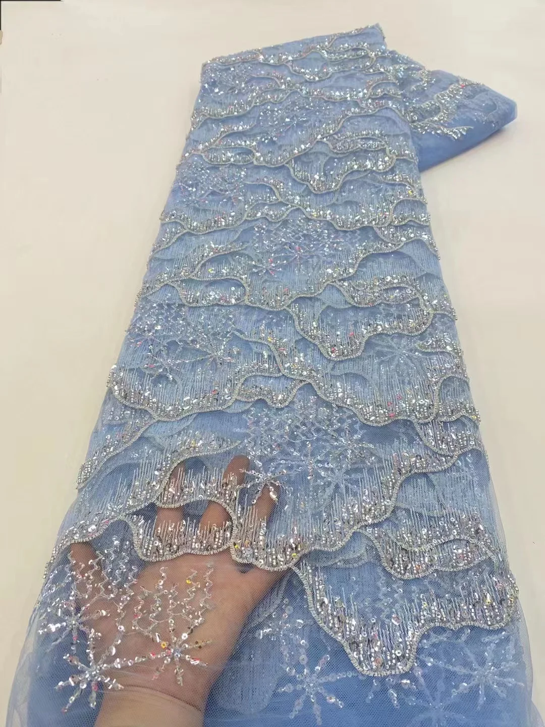 

Luxurious African Groom Sequins Lace Fabric High Quality Heavy Beads Embroidery French Tulle Lace Nigerian Wedding Dress PL330-1