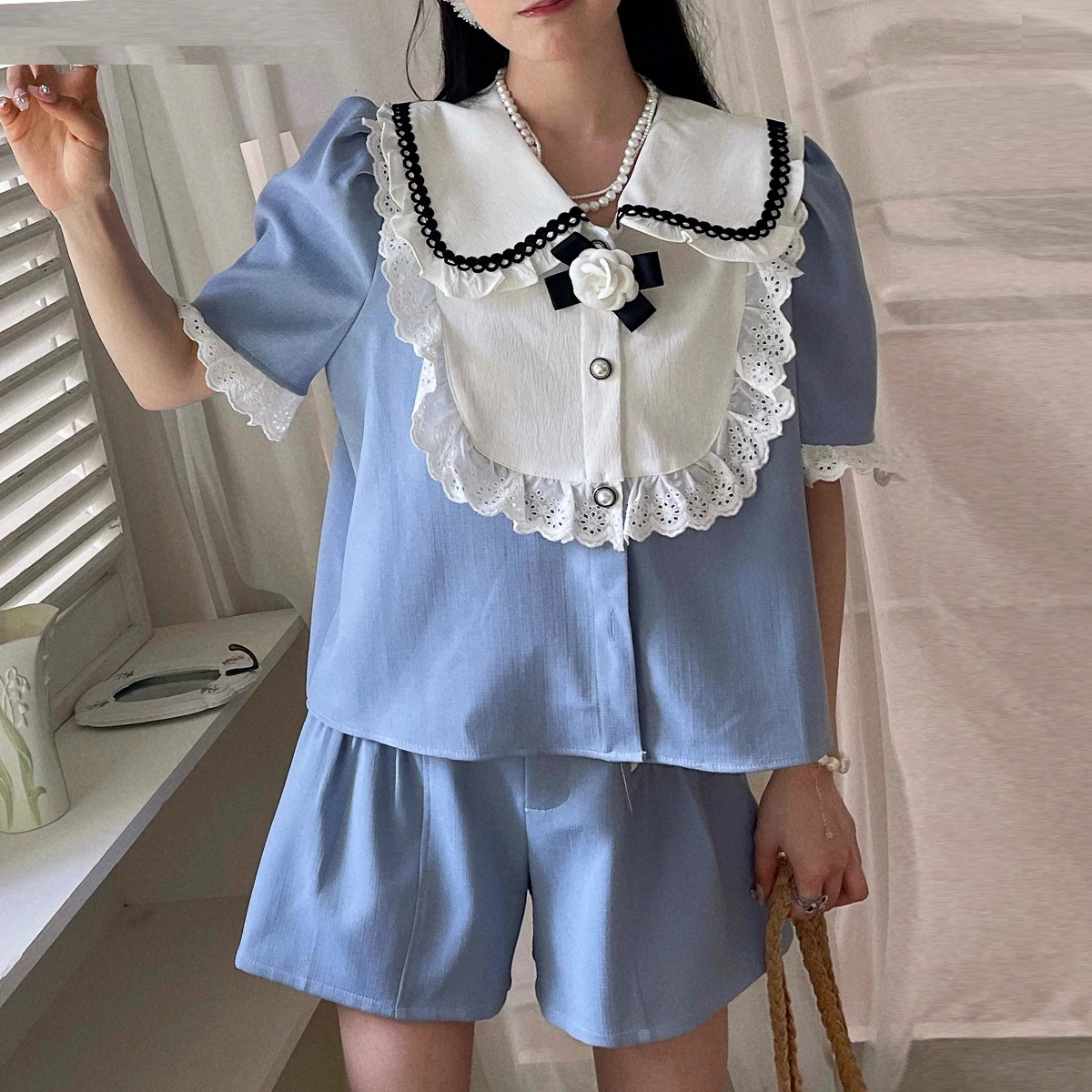 

2023 Summer Short Sleeve Patchwork lace Shirt Tops And High Waist Shorts Suits Two Piece Set Women Fashion Sweet
