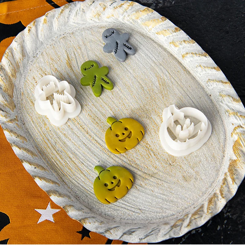 Polymer Clay Tools Pottery Tools Clay Sculpting Tools Pottery Sculpting Tools Clay Craft Tool Halloween Series Polymer Clay Cutter Soft Clay Earring Mold Cartoon Spider Skull DIY Holiday Handmade Gift Cutting Pottery Tool