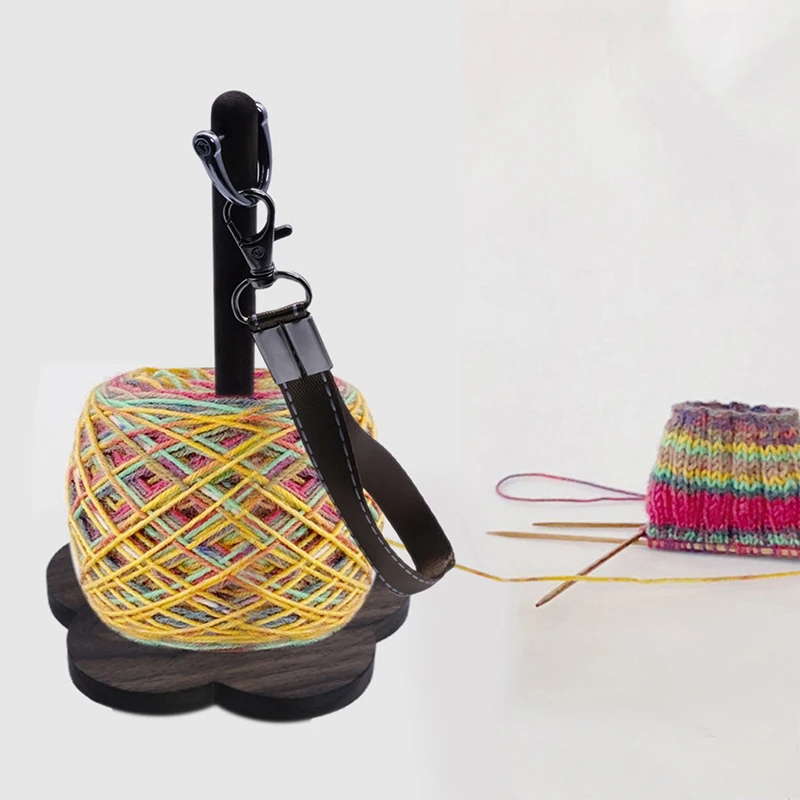 Wrist Yarn Holder Crocheting Yarn Storage Knitting Tool Wooden Wrist Strap Knitting Organizer 1X
