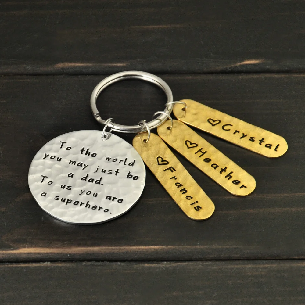 custom-key-chain-gift-for-dad-mom-kids-names-keychain-personalized