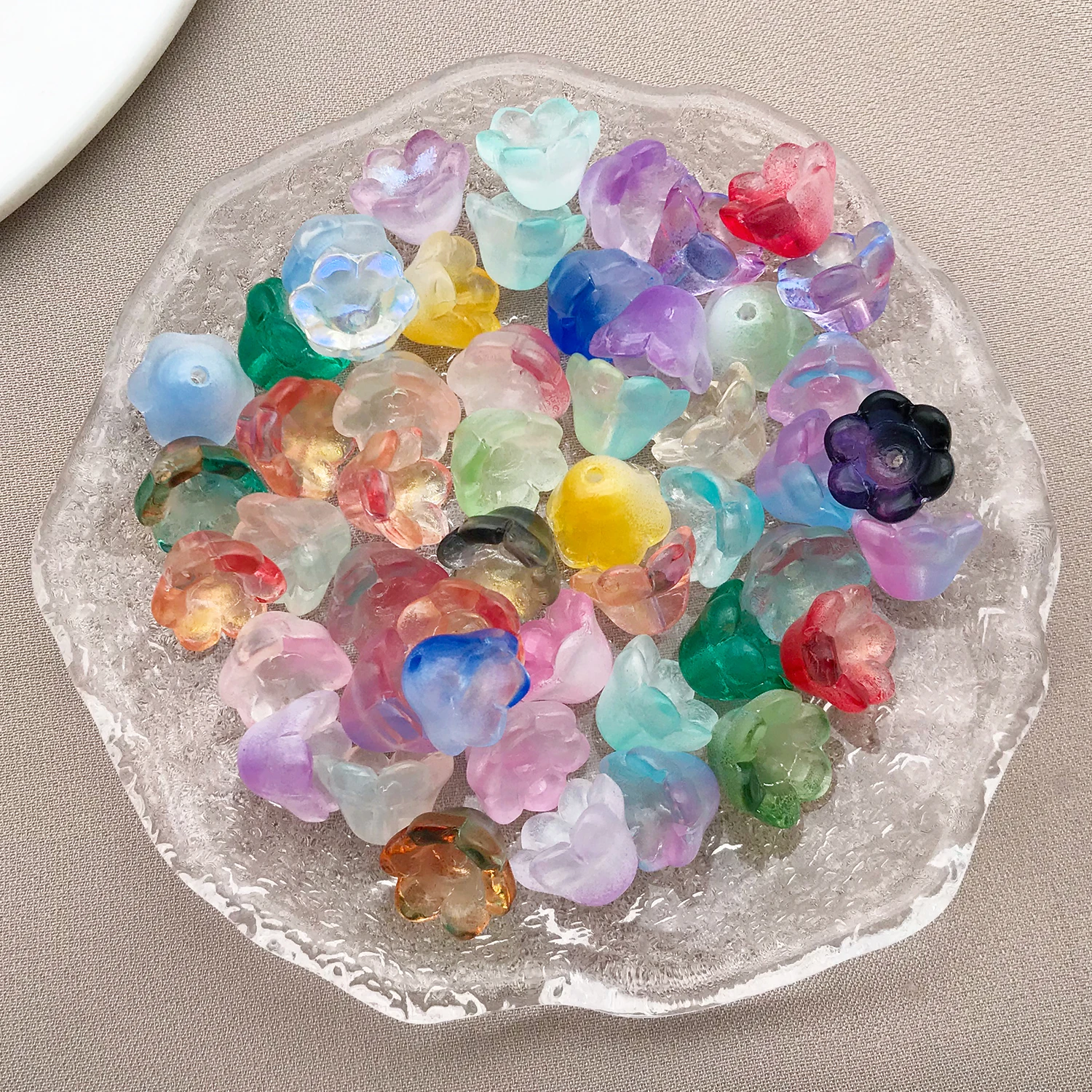 Neu 50 Stück/Lot Bluebell-Blüten Lampwork-Perlenkappen Glas-Abstandhalterperlen für Schmuckherstellung DIY Halskette Ohrring Zubehör ﻿ – Detail 2