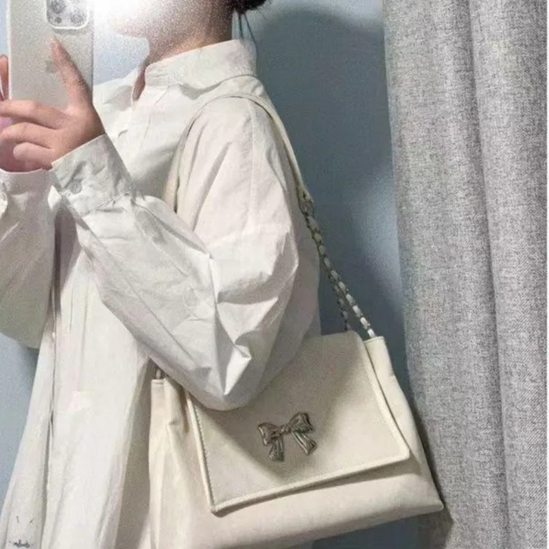 Sweet Beige Bow Handbag Women Chain Leather Large Capacity Shoulder Bag Ladies Harajuku Elegant Gentle Commute Underarm Bag 2025