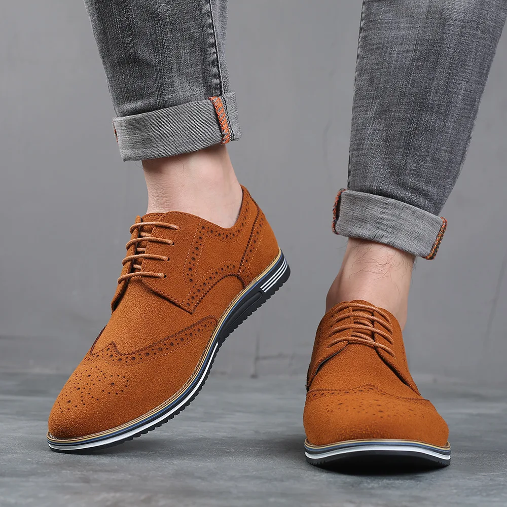 Men's Classic Retro Brogue Shoes Mens Lace-up Suede Leather Casual Shoes Men Light Comfortable Driving Flats