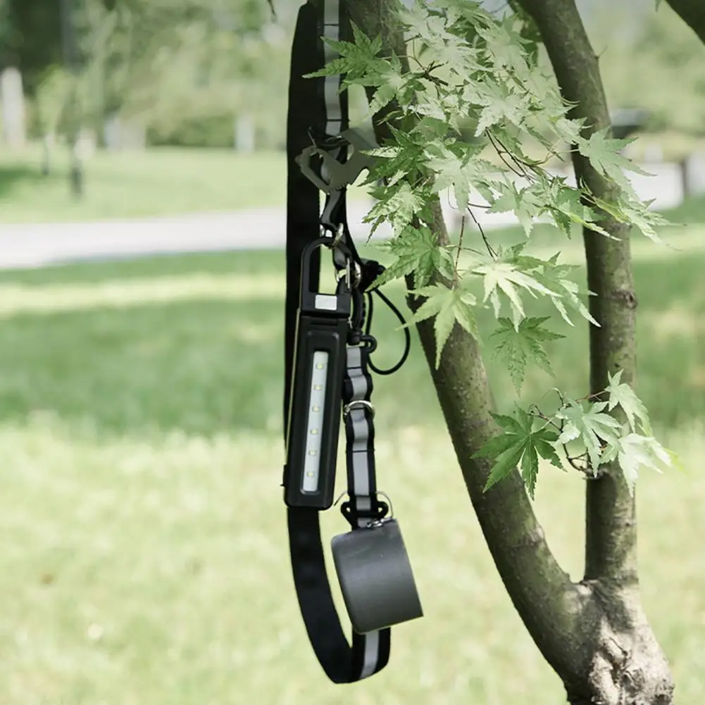 Chest Strap Useful with Carabiner Long Lifespan Mountaineering Backpack