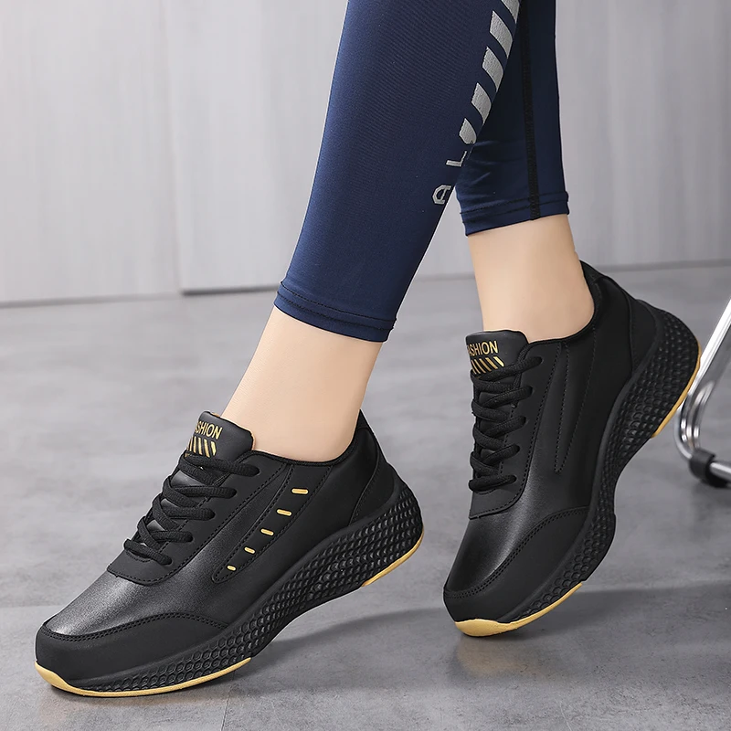 Women's Leather Sneakers Casual Sneakers Lace Up Flats Lightweight Anti-slip Running Shoes Outdoor Sports Womens Sneakers Running Shoes