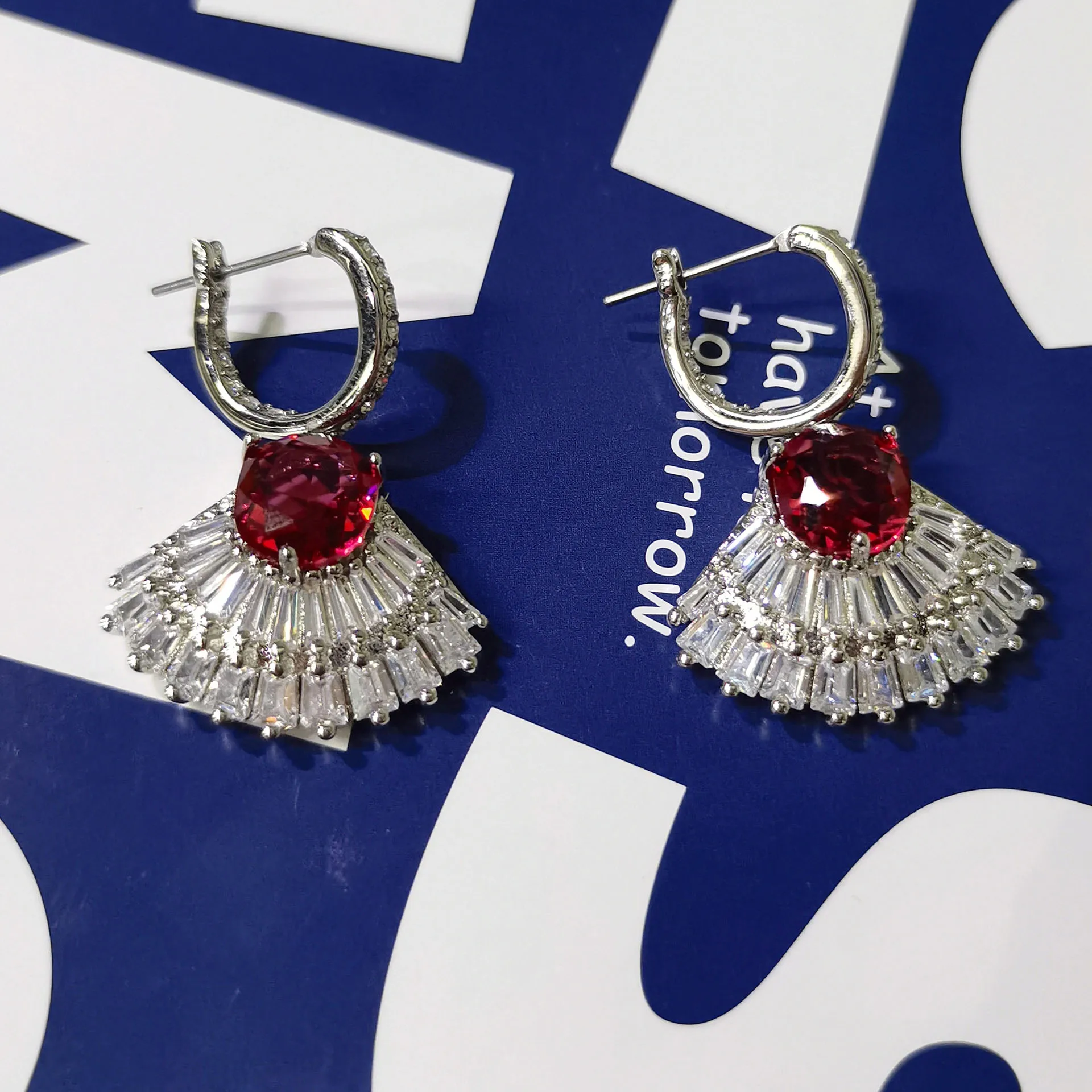 New Trend Original Idylia Fine Fan-shaped Pearl Necklace Fashionable Shining Crystal Earrings Bracelet Ring Women's Jewelry Set