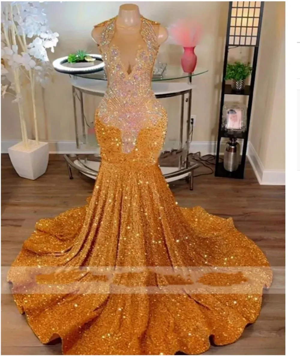 

Gold Sequined Sparkly Mermaid Prom Dresses Sheer Crew Neck Rhinestones Formal Party Dress Beaded Evening Gowns Robes De Soirée