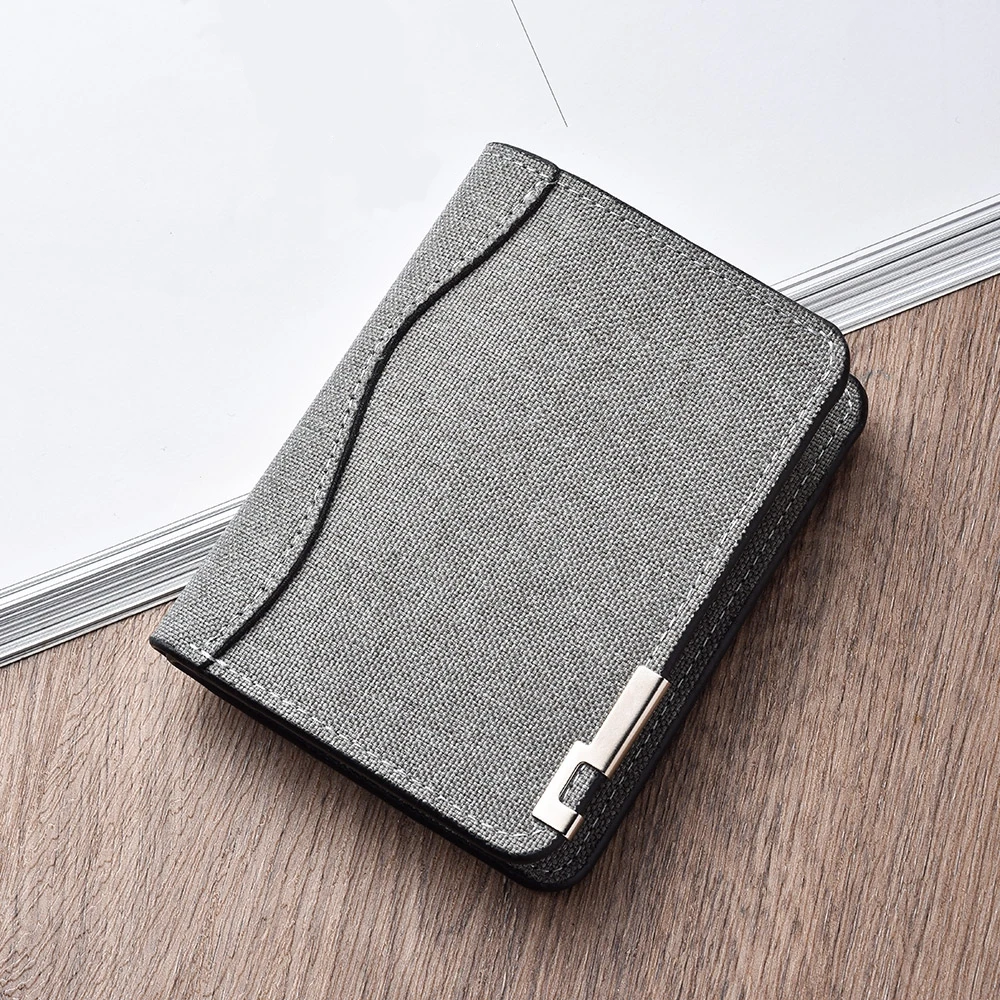 Men's Minimalist Wallet with Metal Accents and Solid Color Design, Capable of Holding Banknotes, Credit Cards and a Card Holder. - 3