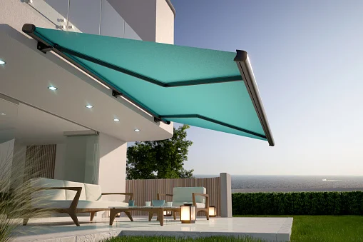 Custom Retractable Aluminum Awning with LED – Full Cassette 2