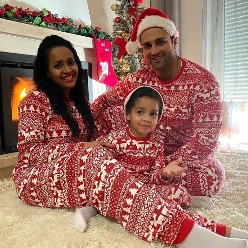 thumbnail image 5 of Conjunto de pijamas navideños 2024 Conjuntos familiares a juego Pijamas navideños para adultos, madre e hija, padre e hijo Ropa de pijama para mamá y yo, 5 of 5