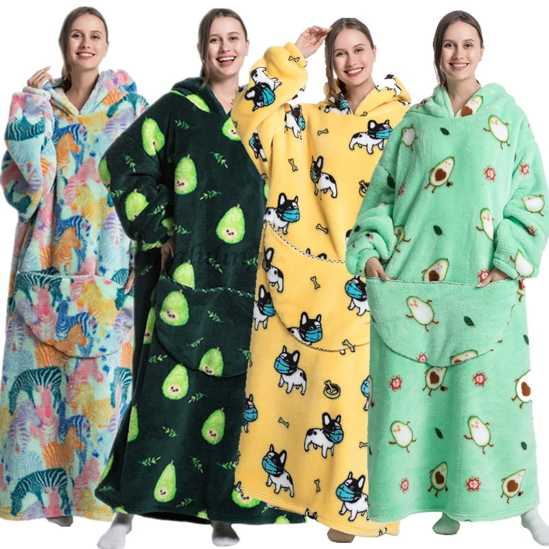 Winter Warm Flannel Teenager Women Men Bathrobe Wearable TV Blankets Super Long Sherpa Kids Robes Family Look Clothes Pajamas