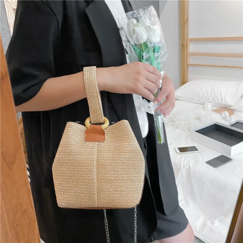 

Woven Handbag New Chain Single Shoulder Crossbody Bag Fashionable Bucket Bag Straw Woven Bag Large Capacity
