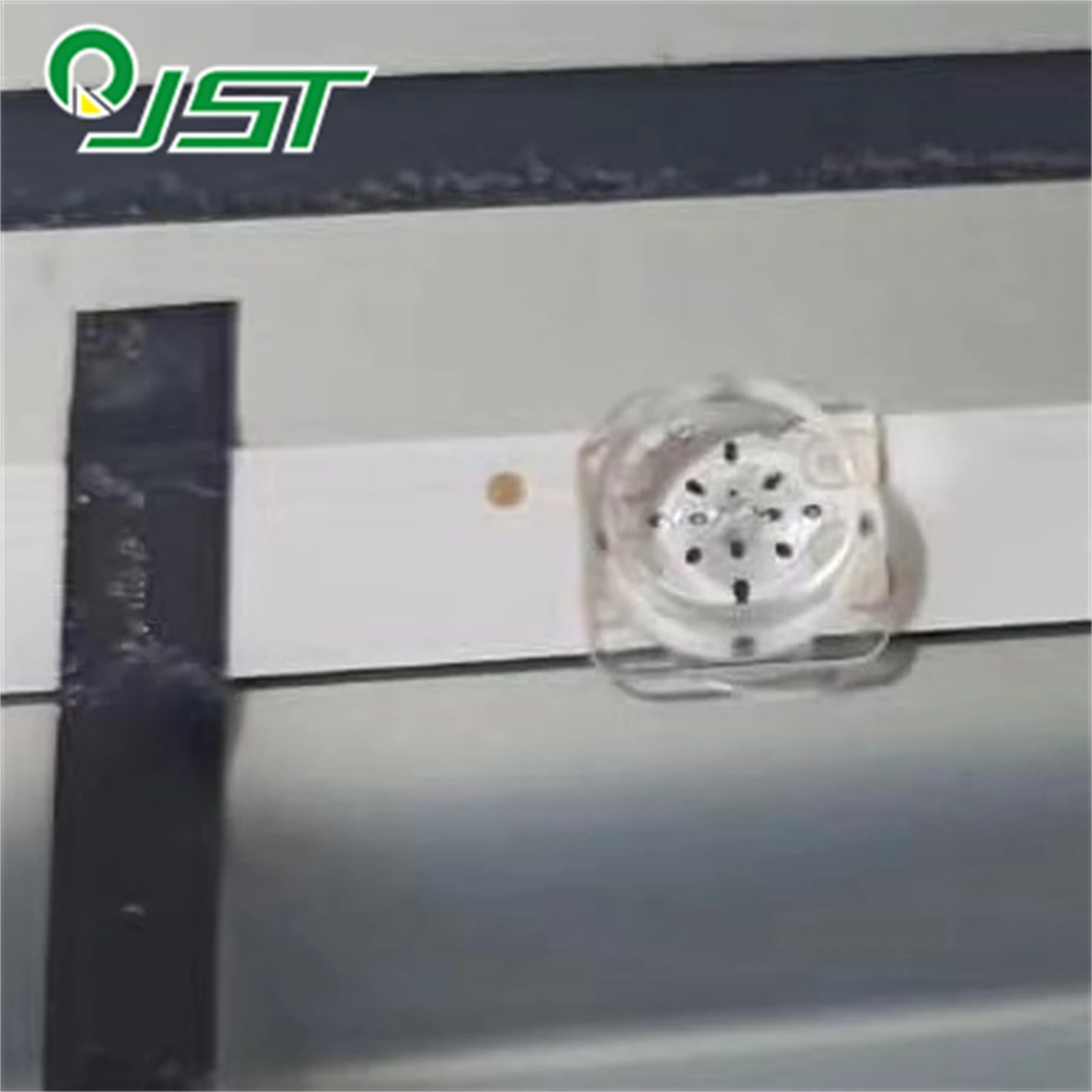 LED Strips 4pcs/Kit New For HSENSE 55 TV H55B7400 H55B7400IL
