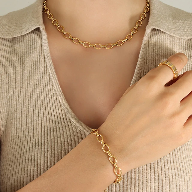 Crushed Silver Plain Chain Bracelet - floysun | Gold bracelet chain, Chain  bracelet, Polish jewelry