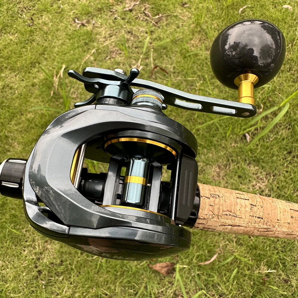 Ultra Light Baitcasting Fishing Reels Long Casting Carbon Frame 8+1BB 6.4:1 Gear Ratio Deep Spool Sea Jigging Fishing for Carp 6