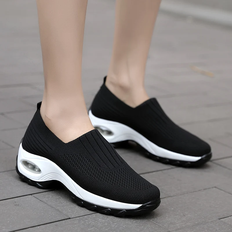 2023 Women Fashion Socks Shoes Casual White Sneakers Summer knitted Vulcanized Shoes Women Trainers Tenis Feminino