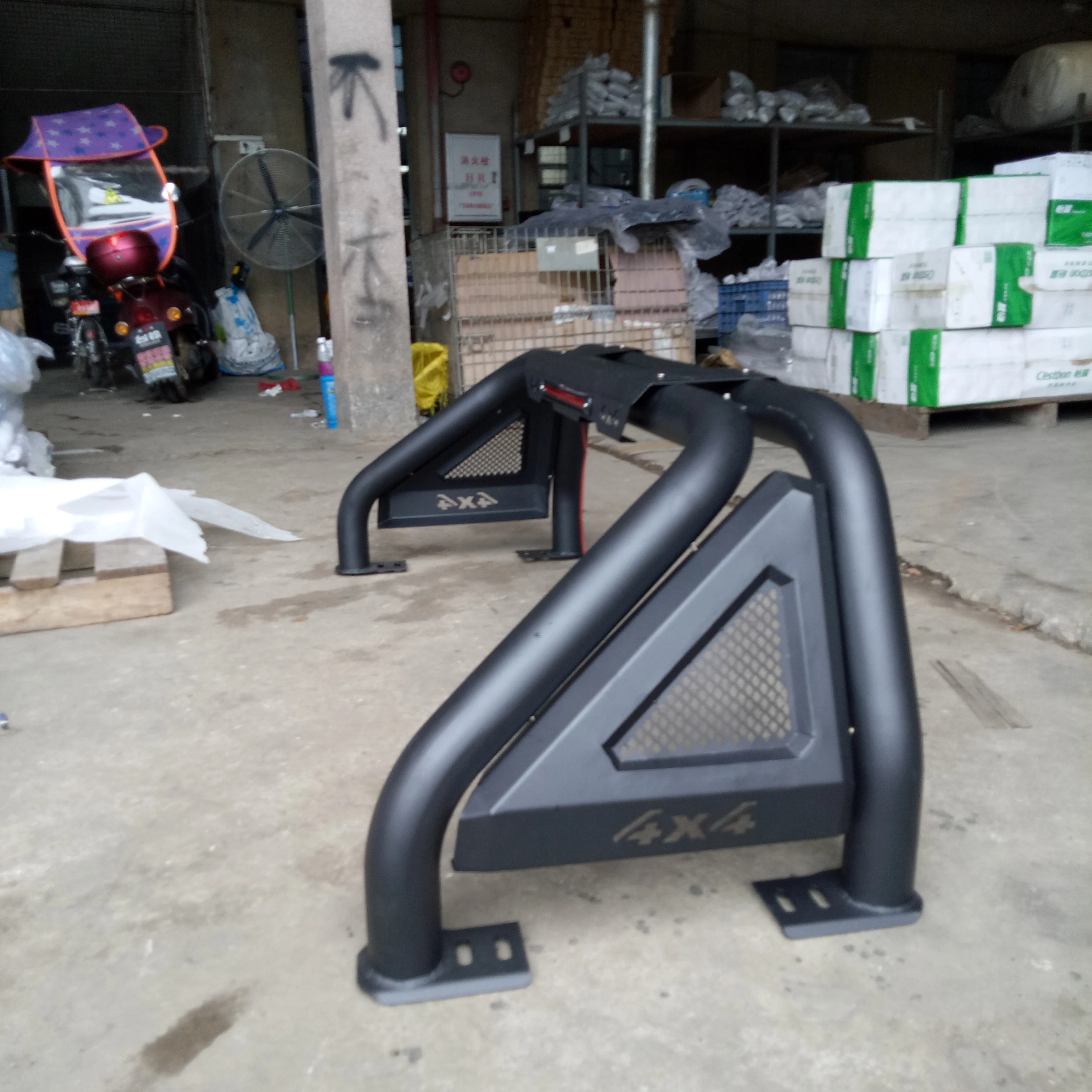 

Newest Pick Up Trucks 4x4 Accessories Sport Roll Bar for Toyota Hilux Revo