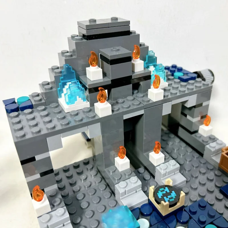 Deep Dark Battle Warden Model Building Blocks Toys for Christmas Birthday Gift 4