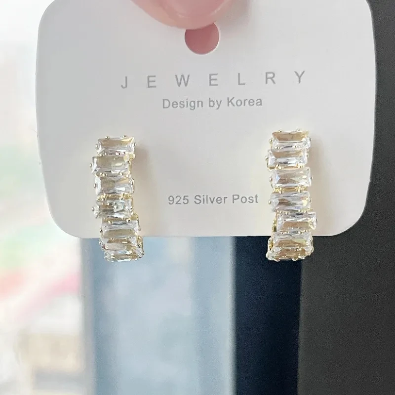 Pendientes de circón exquisitos de arco coreano para mujer, pendientes geométricos de lujo de alta calidad, joyería de moda, regalo de boda para fiesta, venta al por mayor
