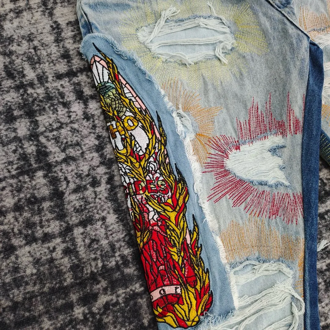 men stitching embroidery distressed jeans 3