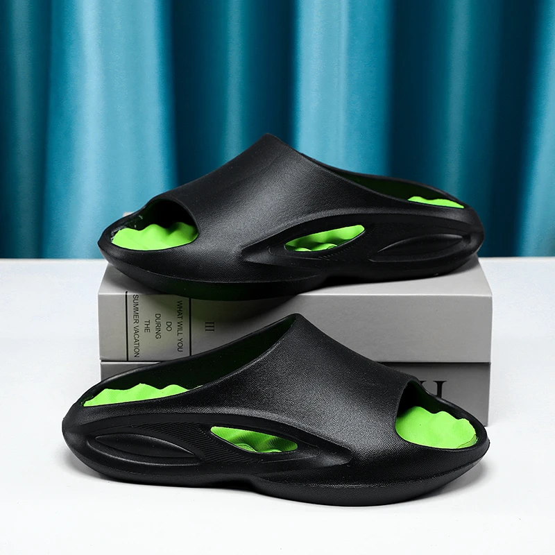 Summer Slippers Men EVA Soft Bottom outdoor fashion Slides Sandals Light Beach Shoes Male Slippers Casual Beach Shoes