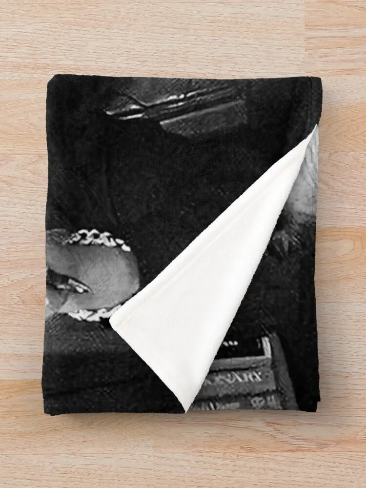 ����ƾ ���� ���� �� ȭ��Ʈ ������ ���, ķ�� �ε巯�� �÷��� ���� ����, ���� ħ�� ���� ���� ���