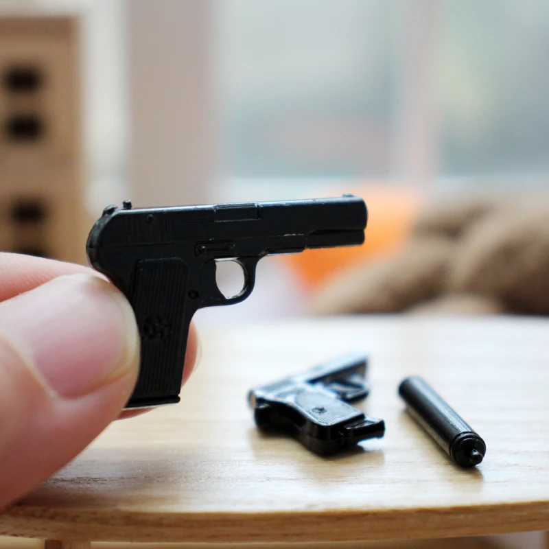 16ScaleMiniatureDollhouseGunModelforMilitaryFiguresBJDBlyth