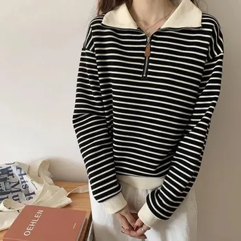 Felpa con colletto polo da donna 2025 Giacca corta autunnale piccola Top a maniche lunghe a righe Pullover Top Trendy