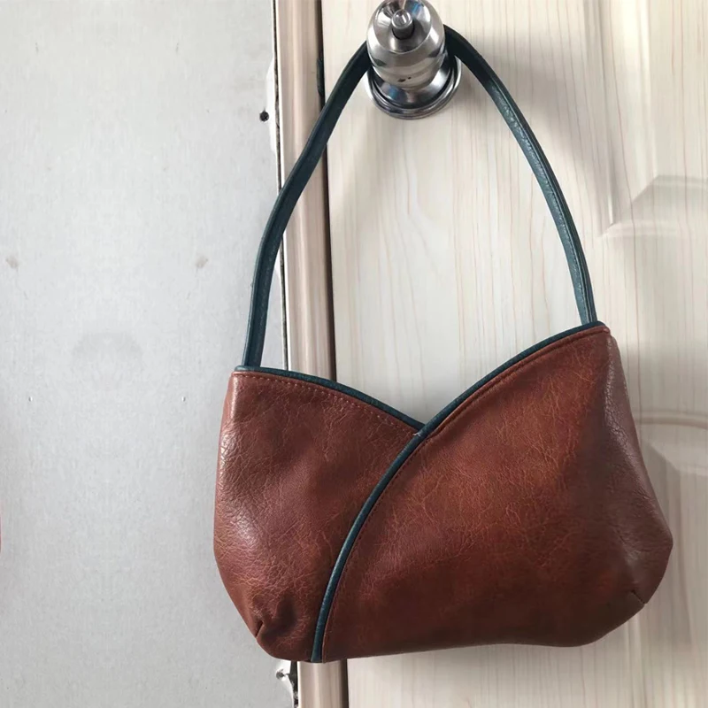 Women's Middle-Ancient Bag Special-Interest Design 2021 New Retro Patchwork Pocket Bag Soft Leather Portable Shoulder Bag