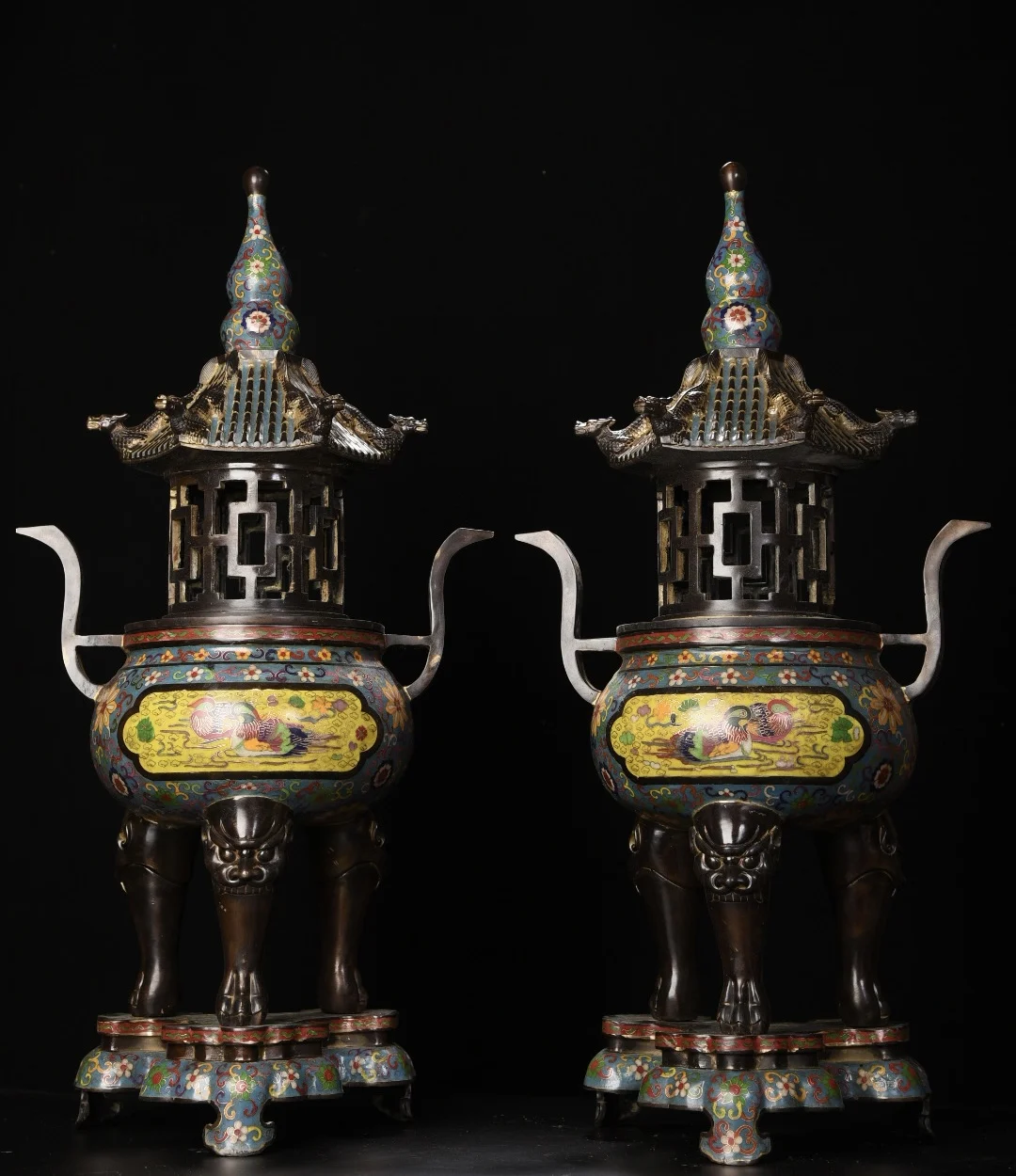 

31"Tibetan Temple Collection Old purple Bronze Cloisonne Enamel Buddha Pagoda incense burner A Pair Worship Hall Town house