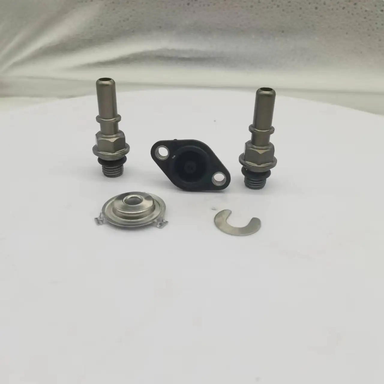 FOR Bosch 2.2 6.5 Urea Pump Injector Nozzle Assembly Repair Kit 0444043077