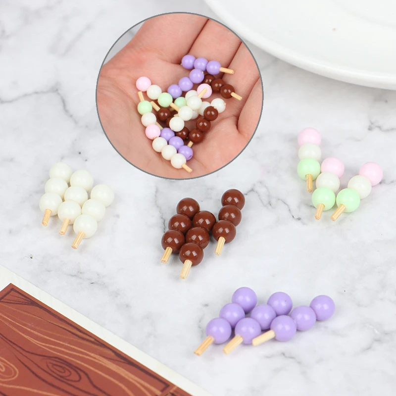 

3pcs Doll House Mini Japanese Fish Balls Glutinous Rice Balls Rice Cake Skewers
