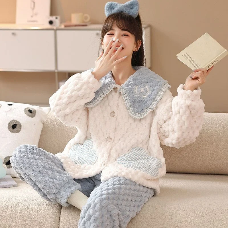 

2023 Winter Women's Coral Velvet Pajamas Set Cute Cartoon Padded Long-sleeved Trousers Pyjamas Female Flannel Home Clothes.