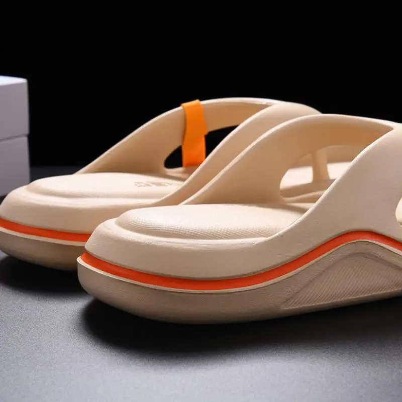 Hot Sale Men's Flip-flops Outdoor Casual Beach Slippers Soft Light Non-Slip Shoes Summer Slippers Men Shower 2024
